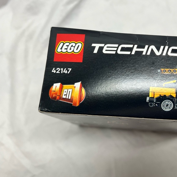 Lego bundle 42147 & 30655 - Picture 8 of 10